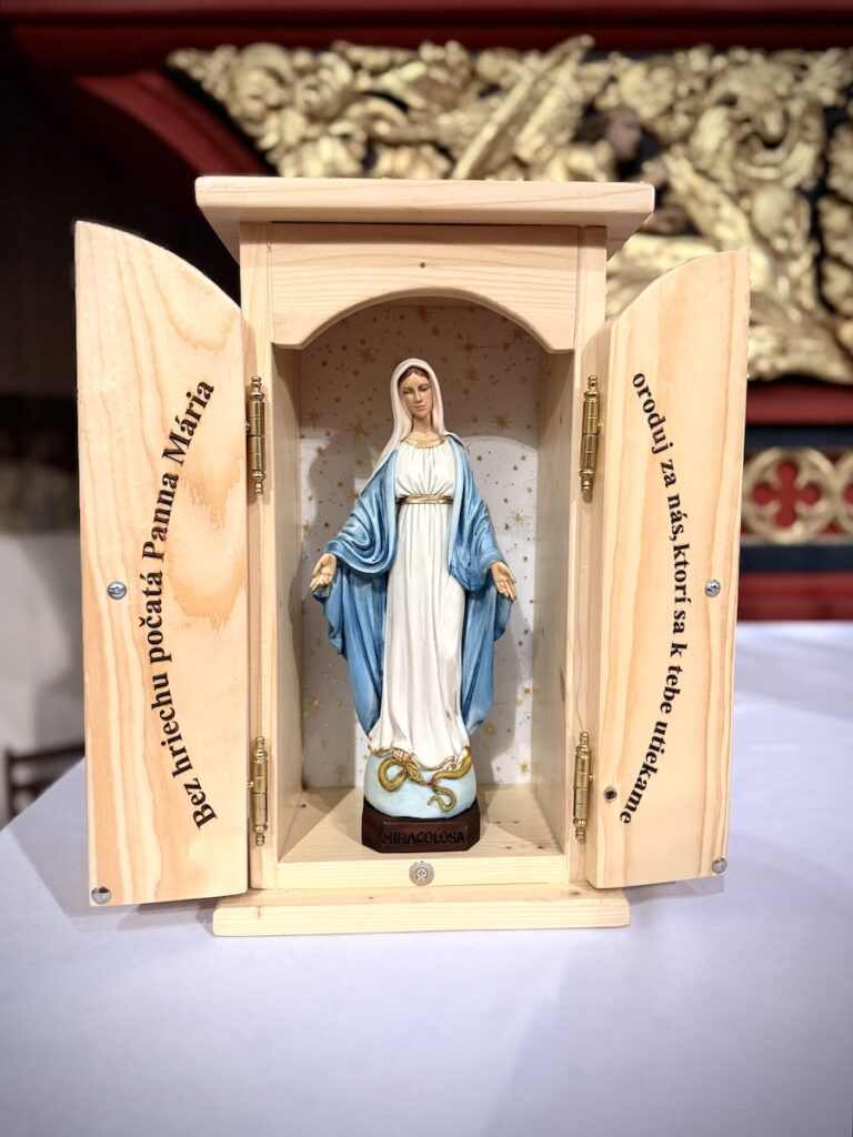 Slávnostné založenie Združenia Zázračnej medaily